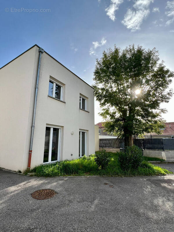 Maison à CHAMPENOUX