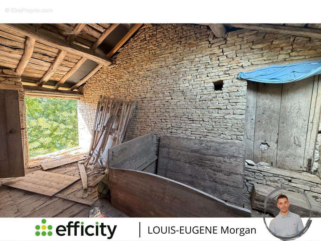 Maison à SAINT-JEAN-DE-SAUVES