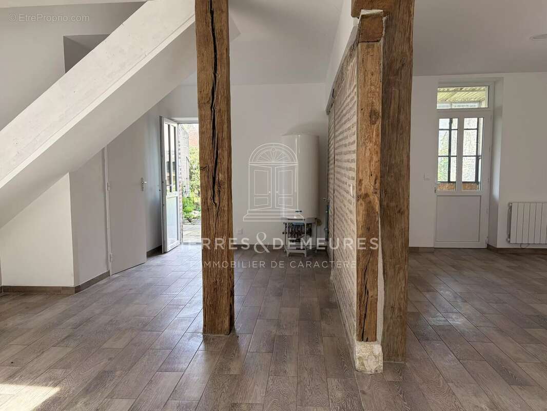 Maison à CHATEAUNEUF-SUR-CHER