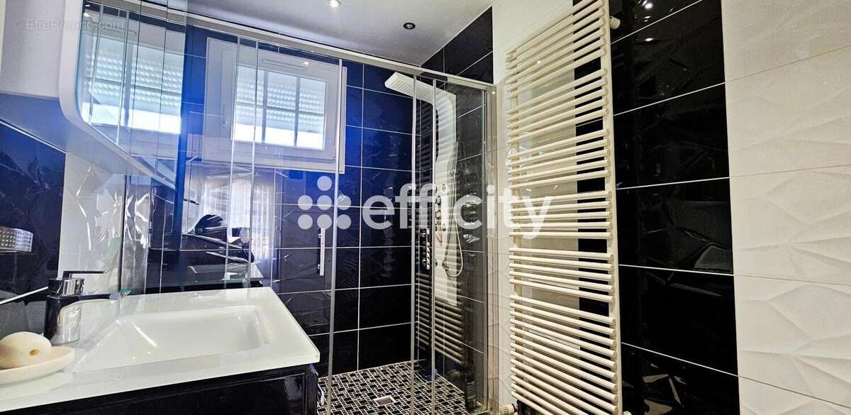 Maison à MONTFERMEIL