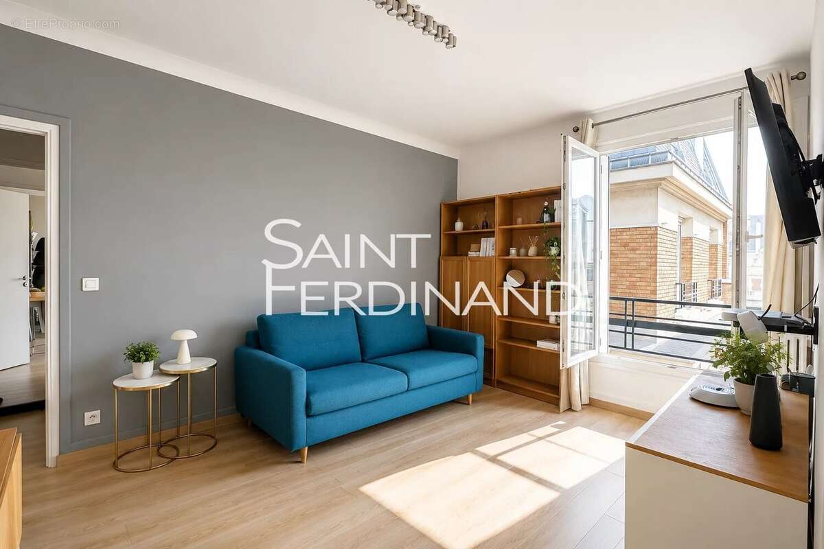 Appartement à NEUILLY-SUR-SEINE