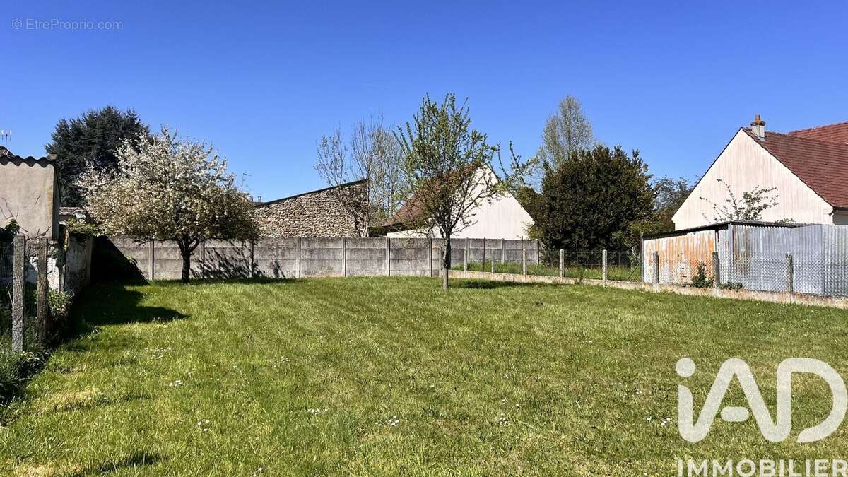 Photo 2 - Terrain à CHAILLY-EN-BRIE