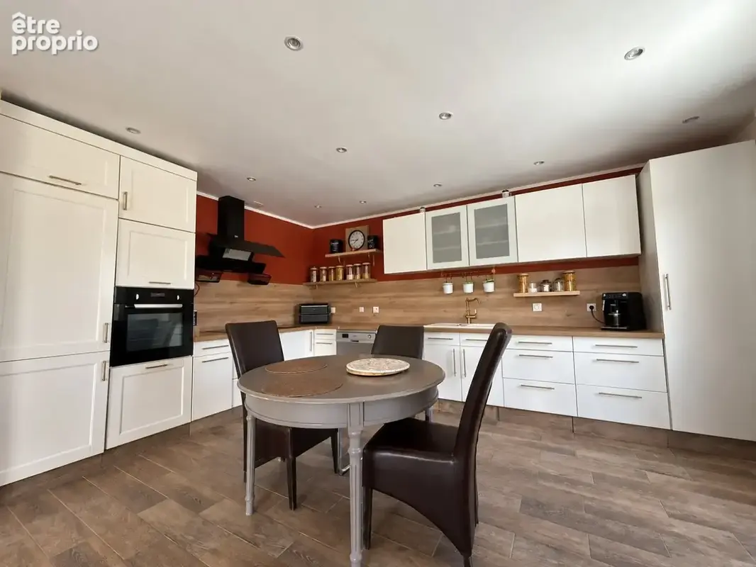Pavillon de plain-pied  3 chambres  119 m² - photo 3