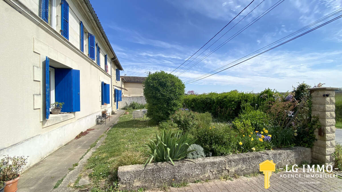 Longère avec dépendances, garages 300 m2, jardin, proche estuaire - photo 4