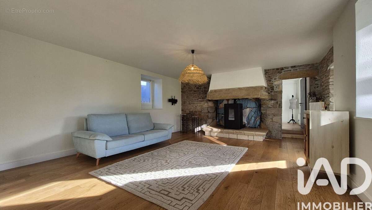 Photo 6 - Maison à SAINT-AVE