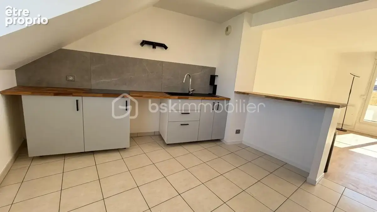 Appartement moderne avec terrasse en cœur de ville! - photo 3