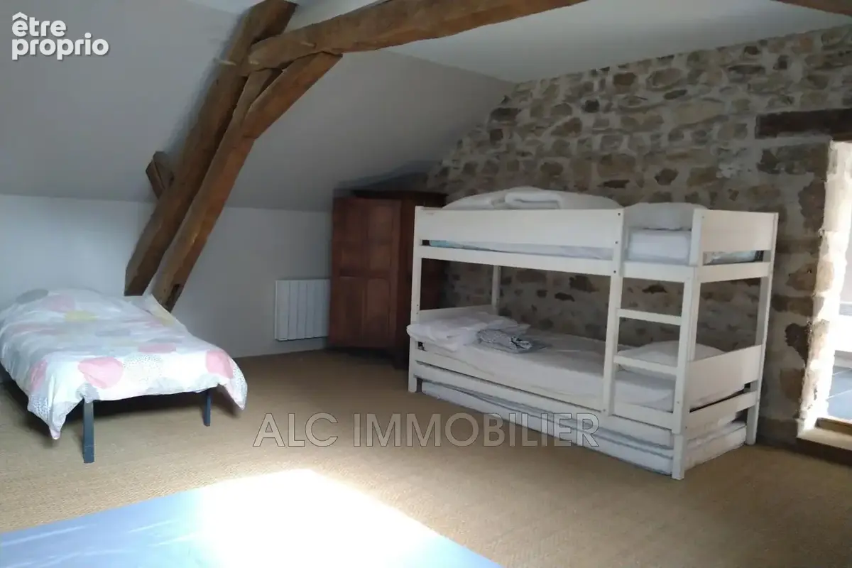Maison 4 pièces 148 m² à vendre à Gesvres (53370) - photo 9