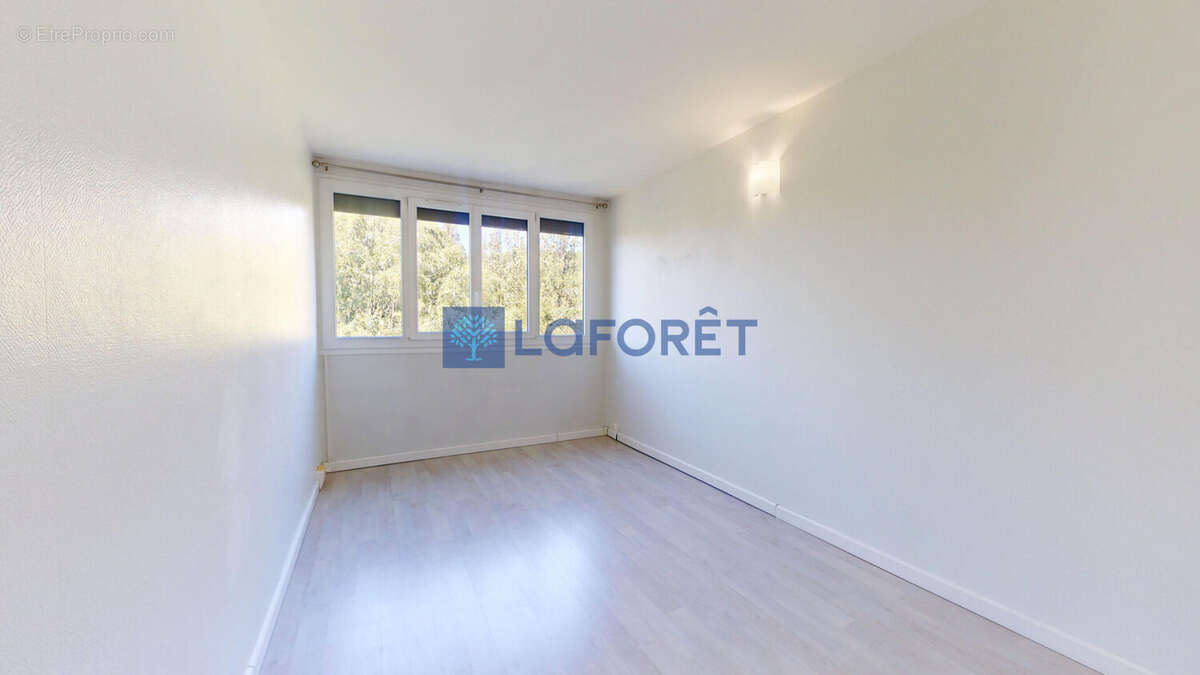 Appartement à ATHIS-MONS