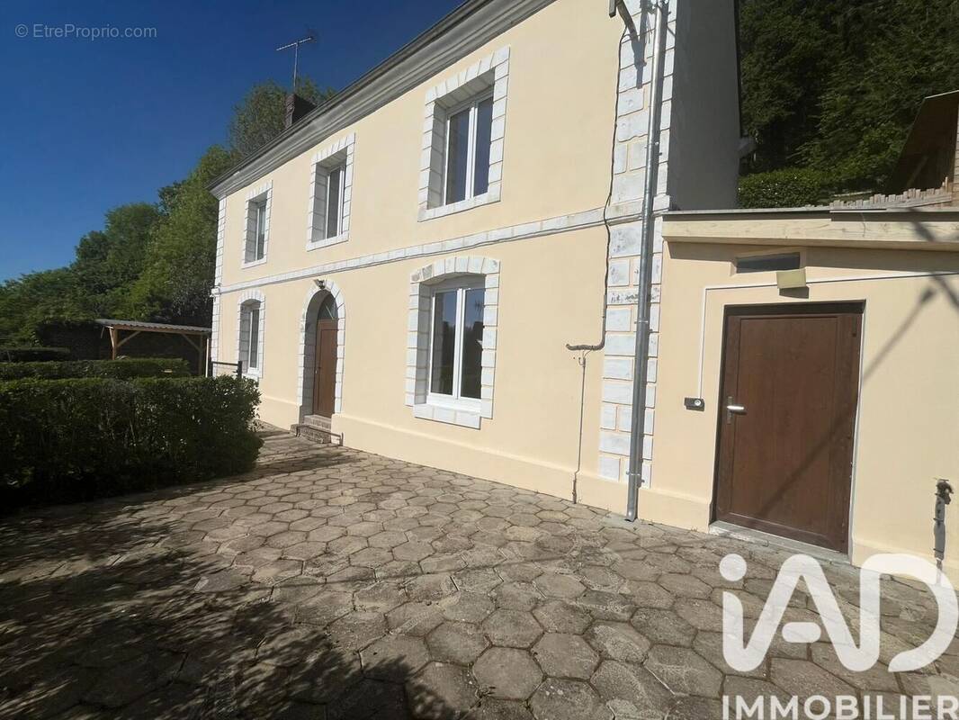 Photo 1 - Maison à MONTFORT-SUR-RISLE