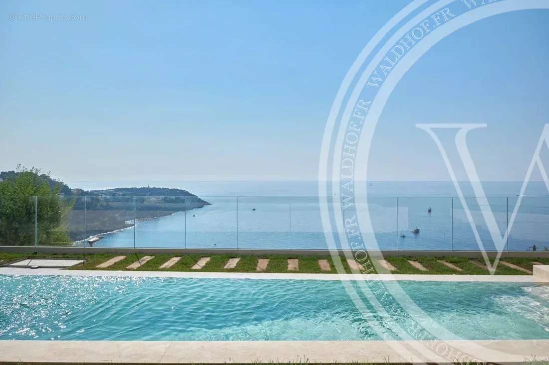 Maison à ROQUEBRUNE-CAP-MARTIN