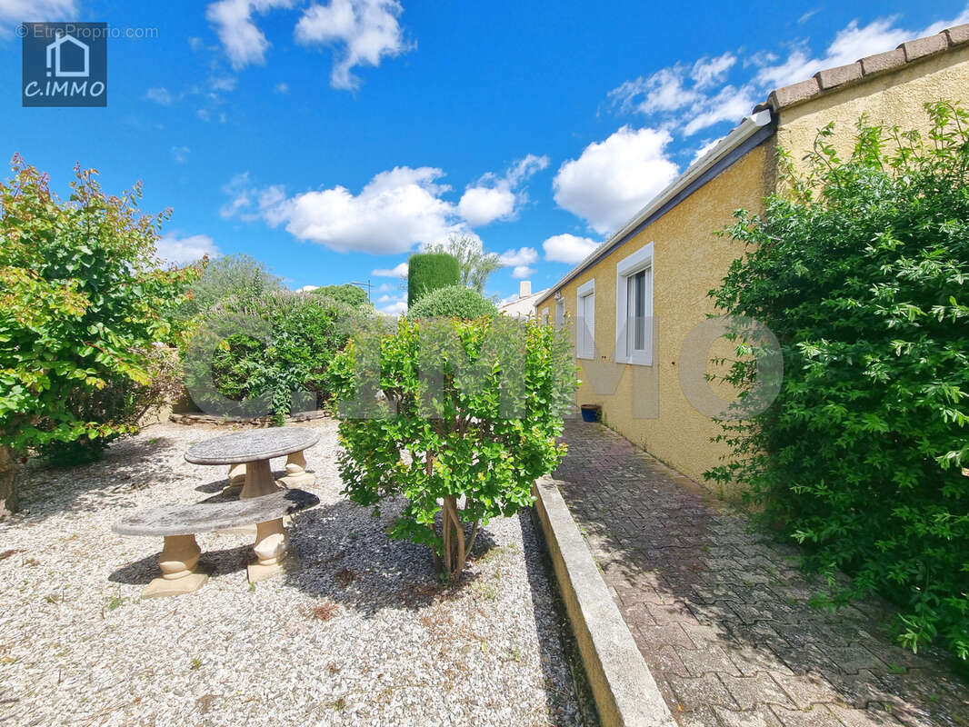 Maison à ABEILHAN