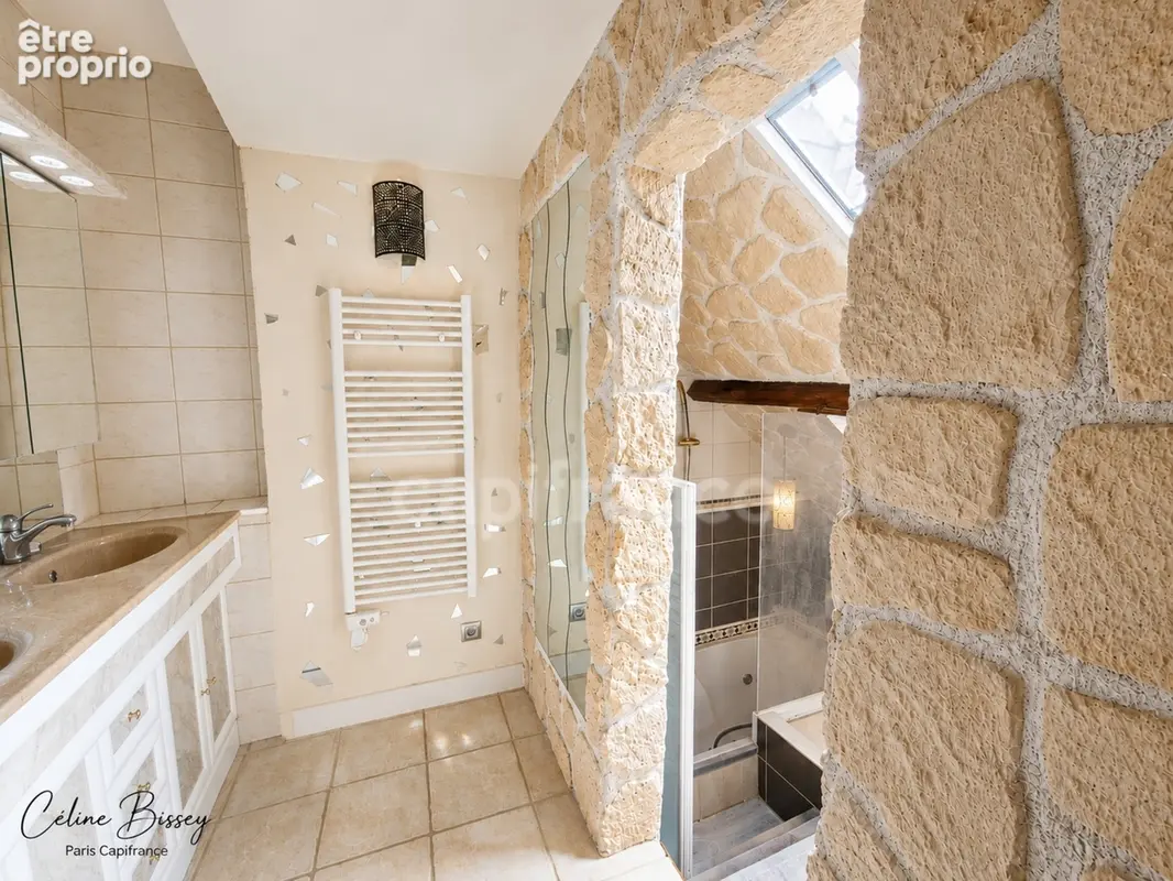 Maison de ville 228M2, 4 chambres, cour et terrasse - photo 12