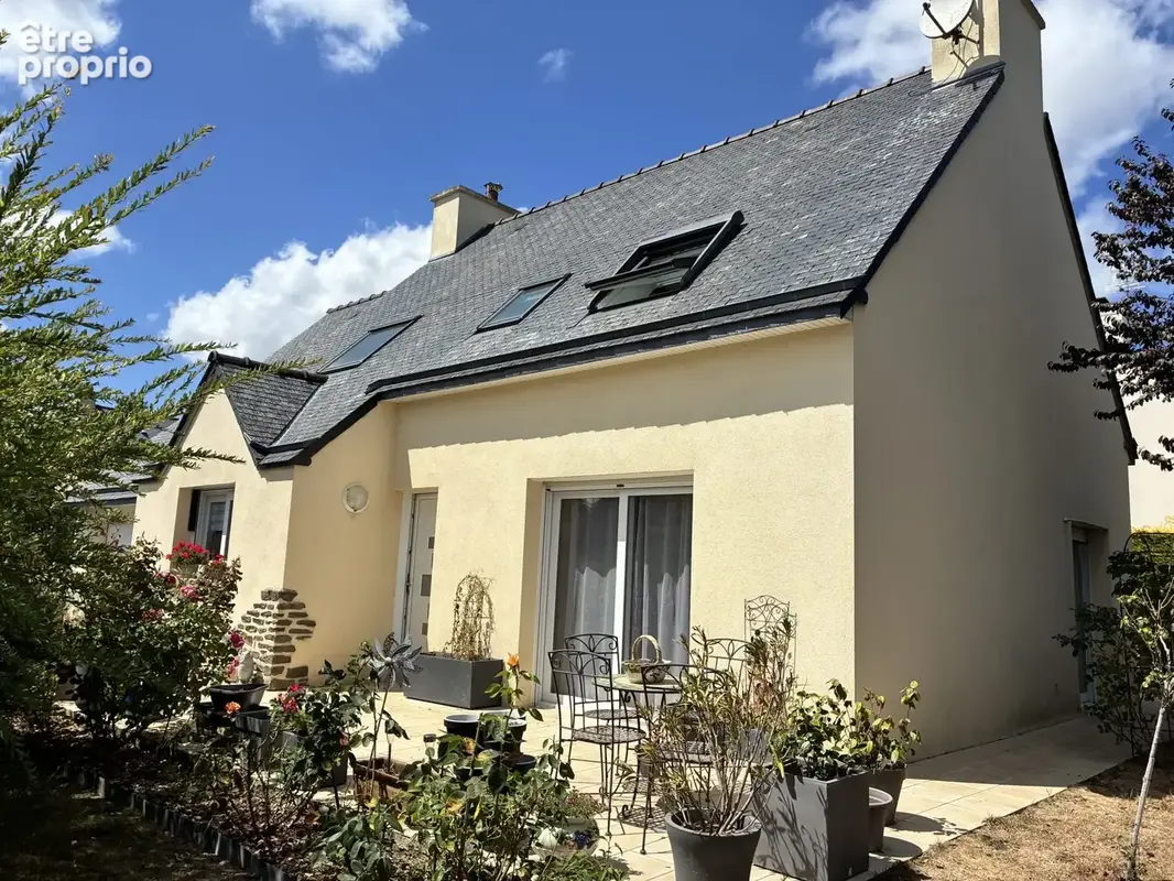 Maison à SAINT-CARNE