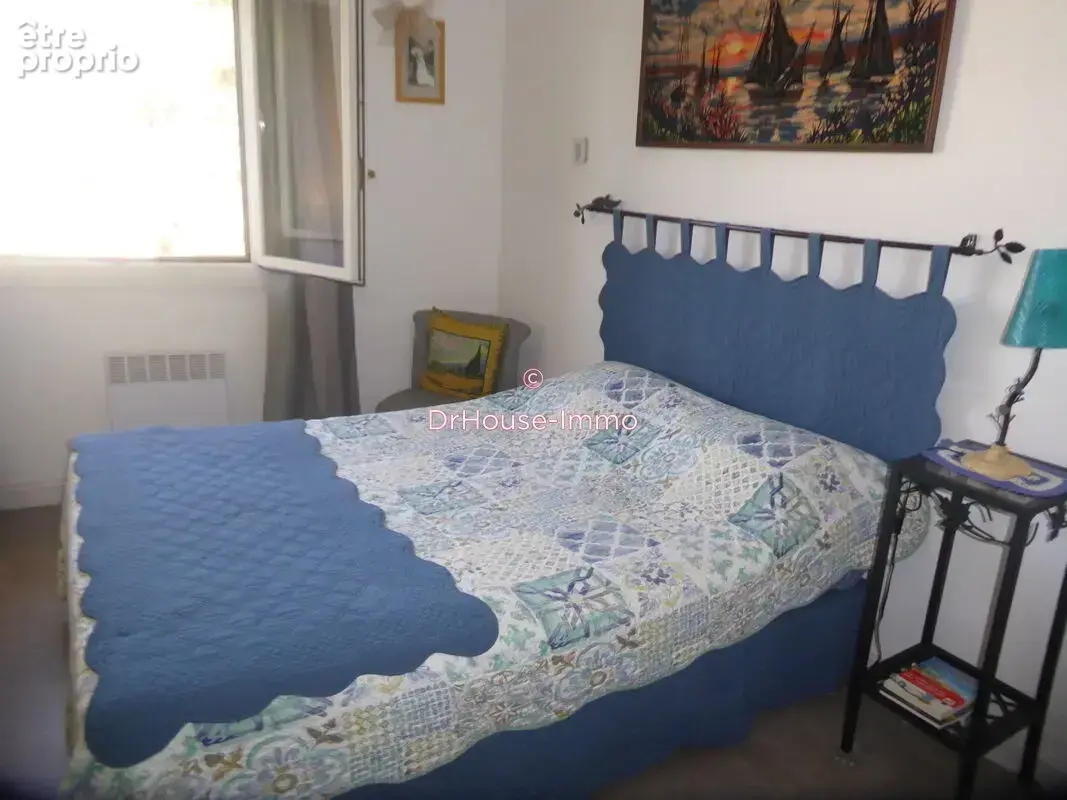 Maison 139 m² à Saint-Mitre-Les-Remparts  - photo 4