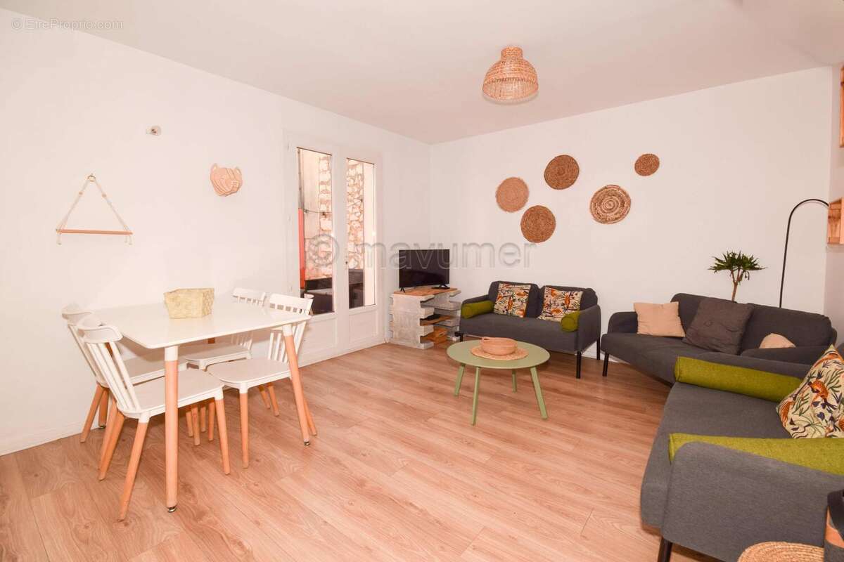 Maison de ville T4 de 70m2 - terrasse sans vis à vis - Sainte Marguerite / Le Cabot 13009 Marseille n°6