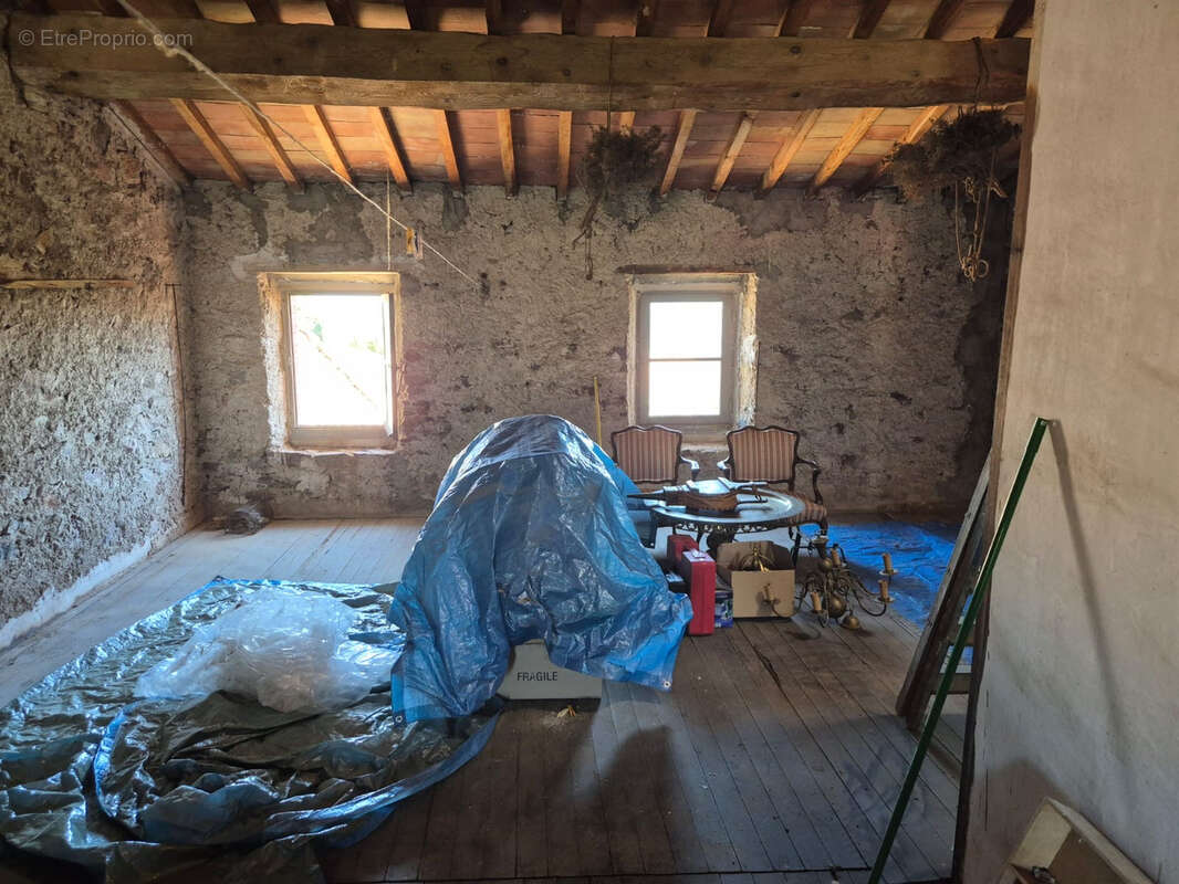 Maison à CAUNES-MINERVOIS