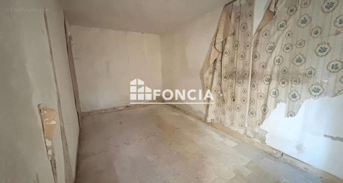 Maison à POCE-SUR-CISSE