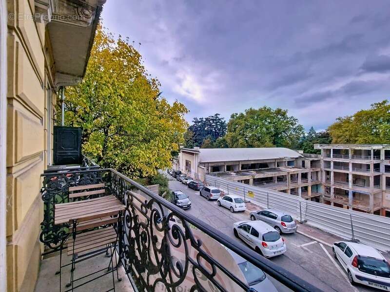Appartement à AIX-LES-BAINS