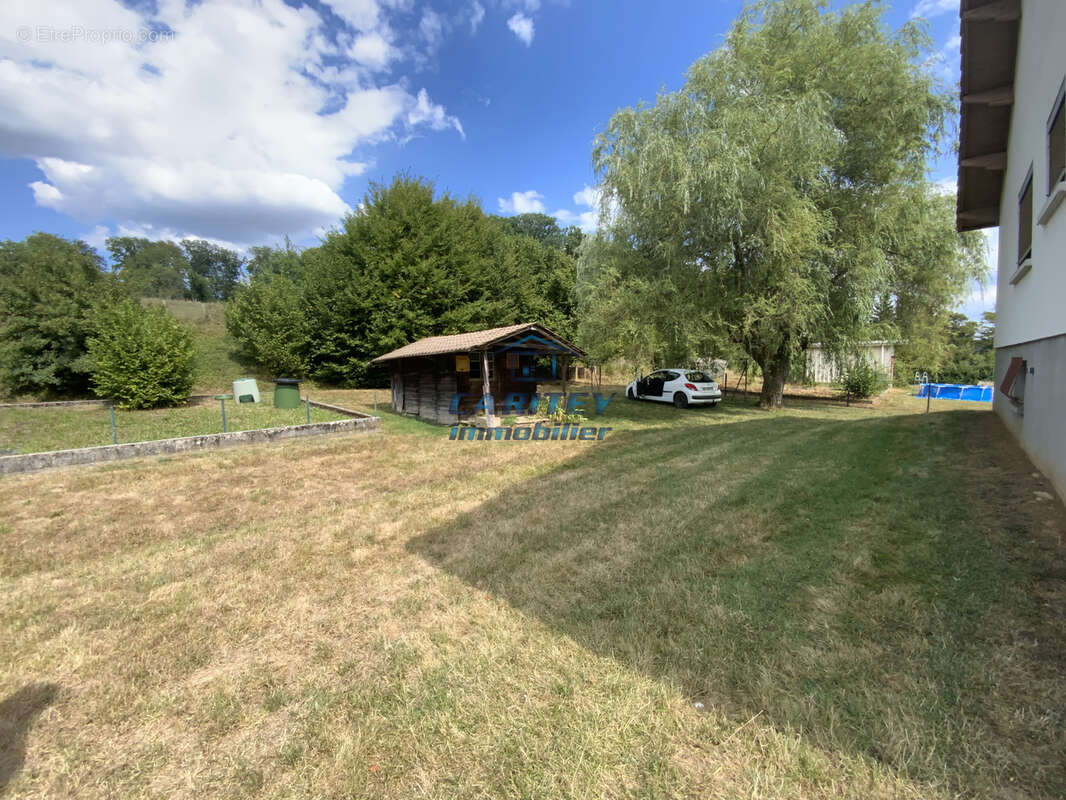ALLENJOIE (25490) - Agréable maison à conforter au calme - photo 10
