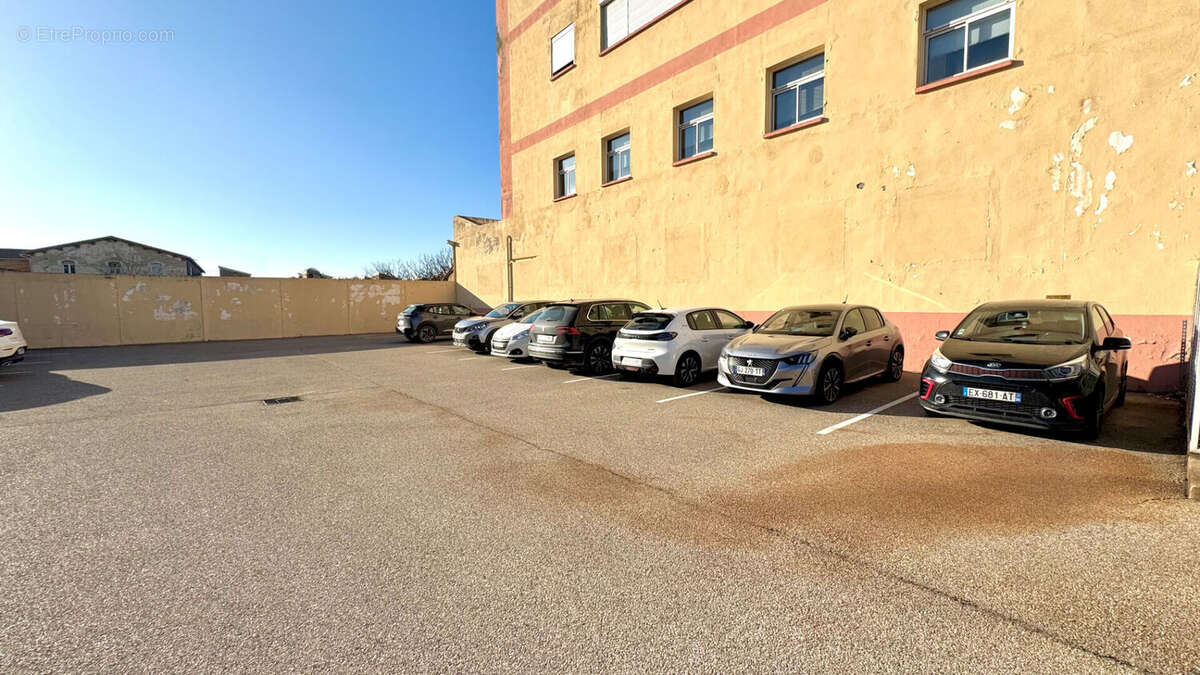 Commerce à CARPENTRAS