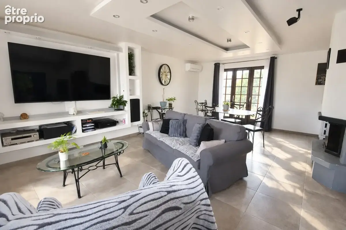 EXCLUSIVITE RIEUMES - Maison familiale 180m2 avec un beau jardin - photo 9