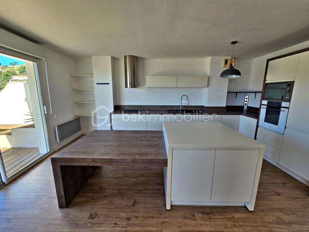Appartement à CARRY-LE-ROUET
