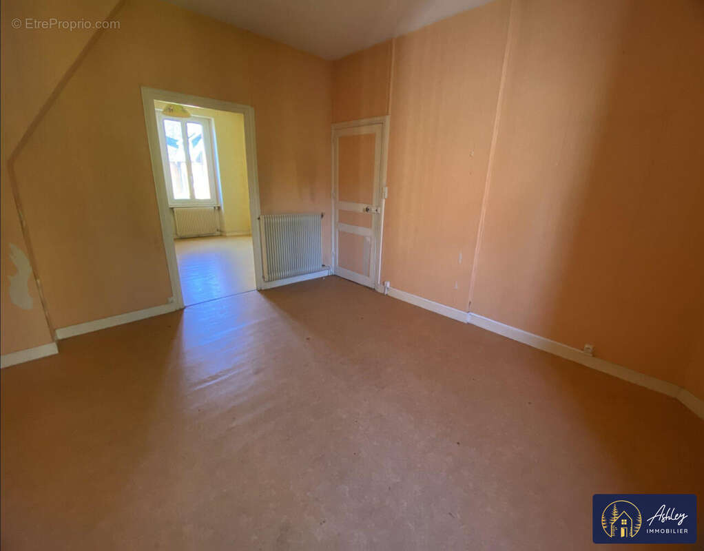 Maison à BORT-LES-ORGUES