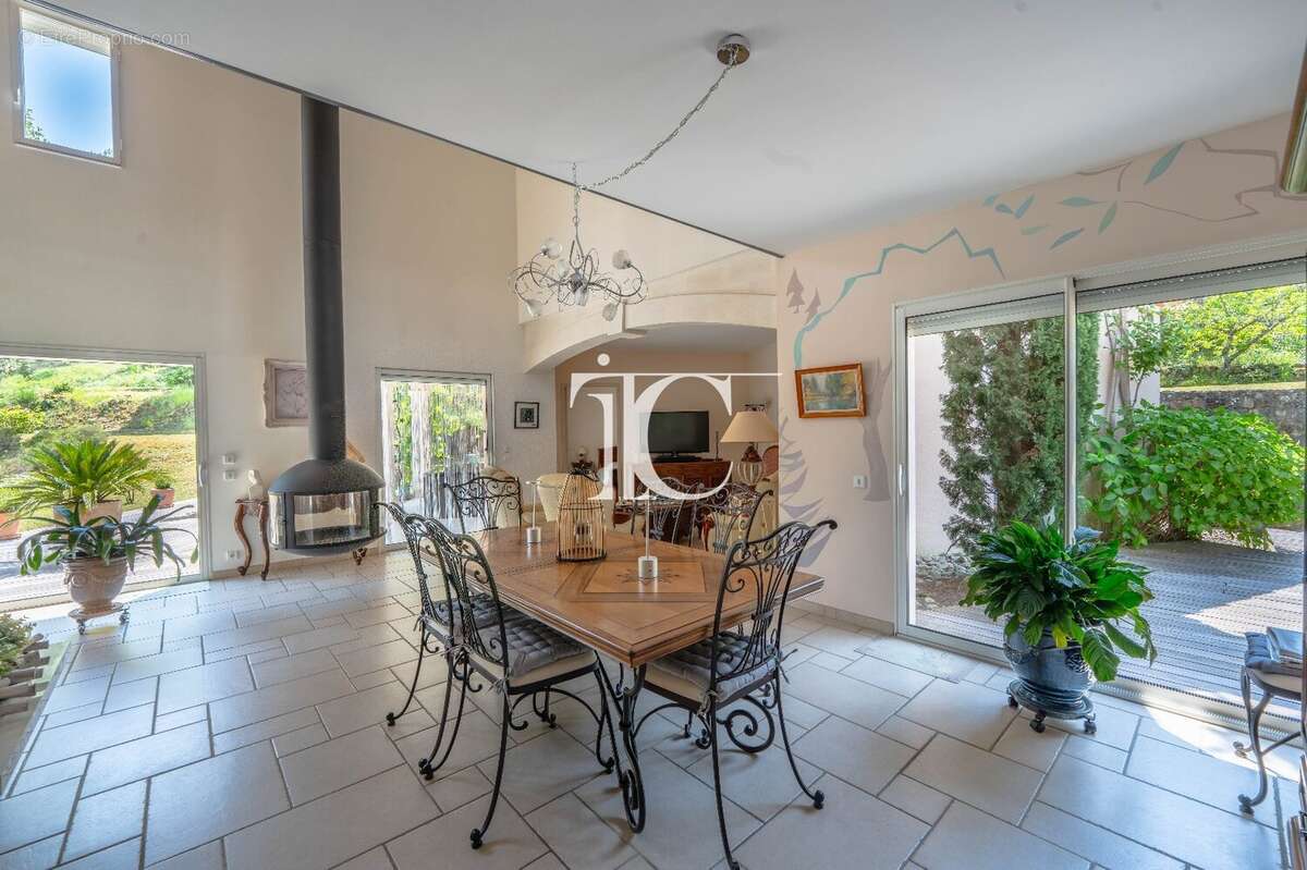 Maison à LES VANS