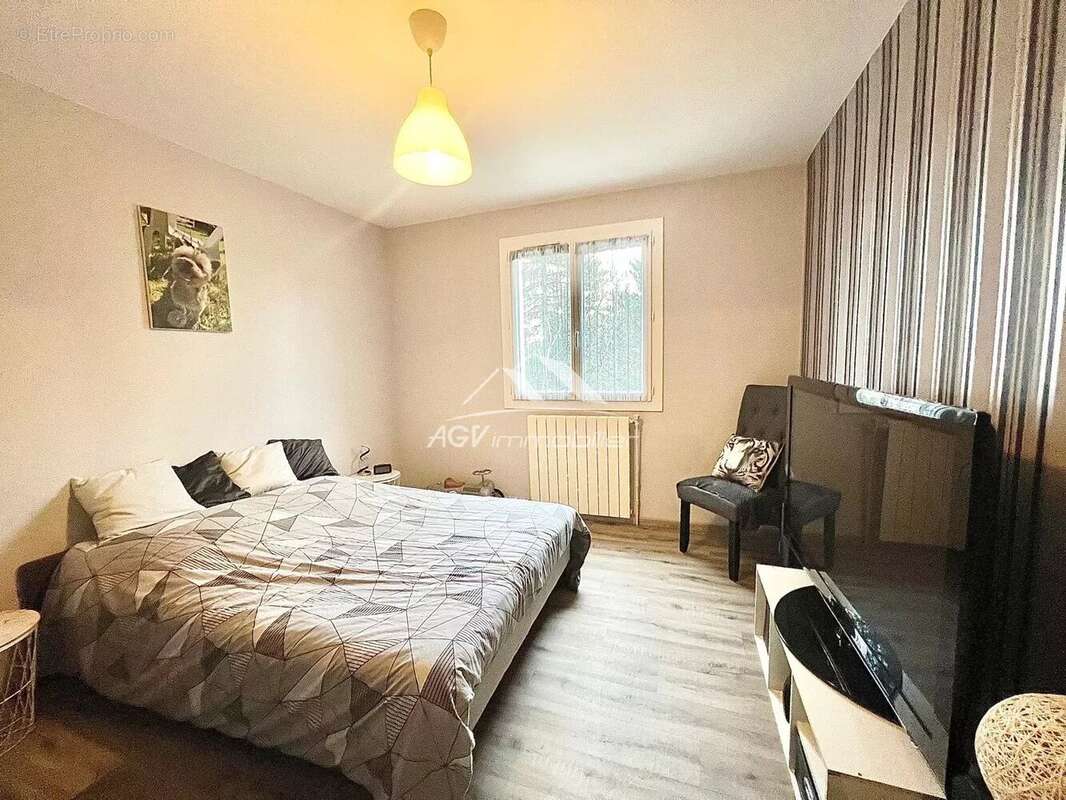 Maison à SAINT-MARTIN-DE-VALGALGUES