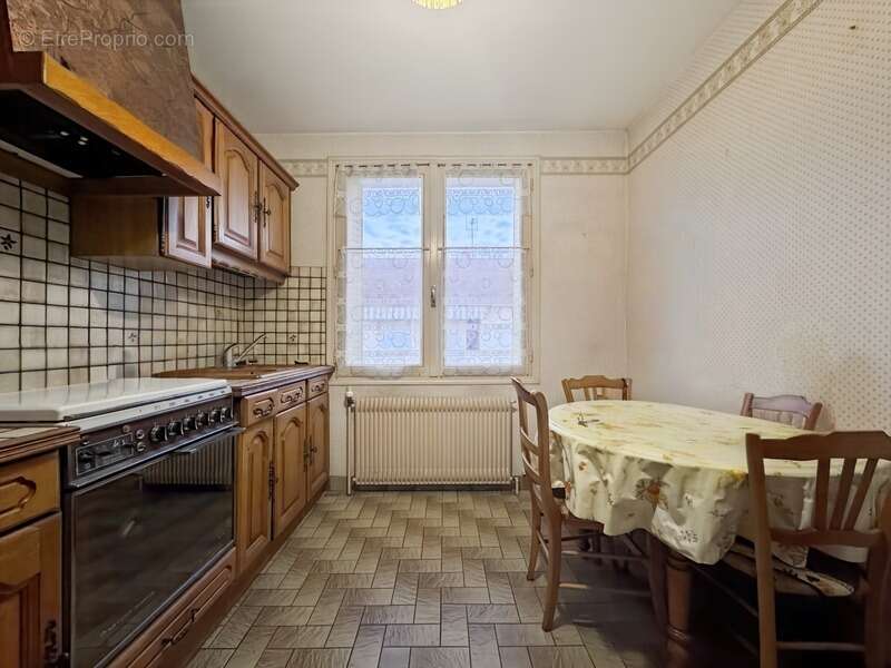 Maison à GENLIS