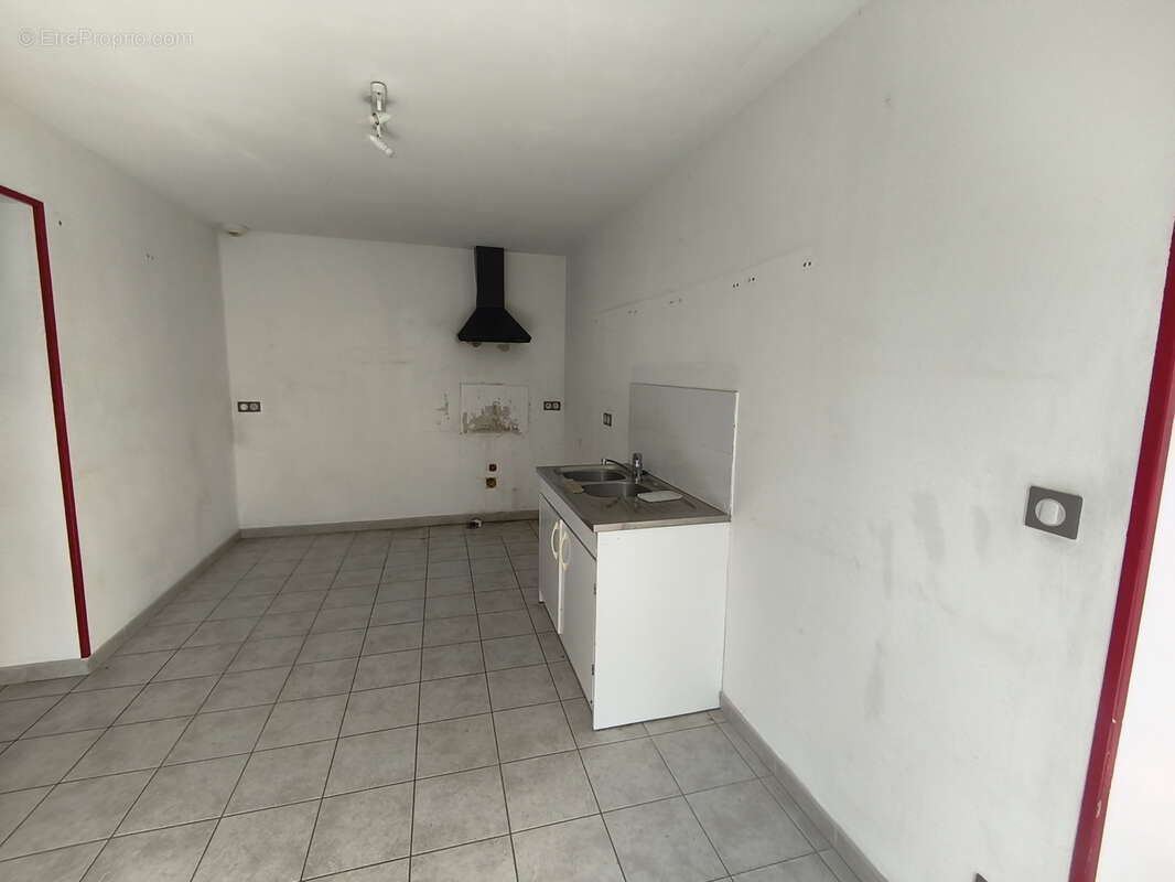 Maison à VILLEDIEU-LES-POELES