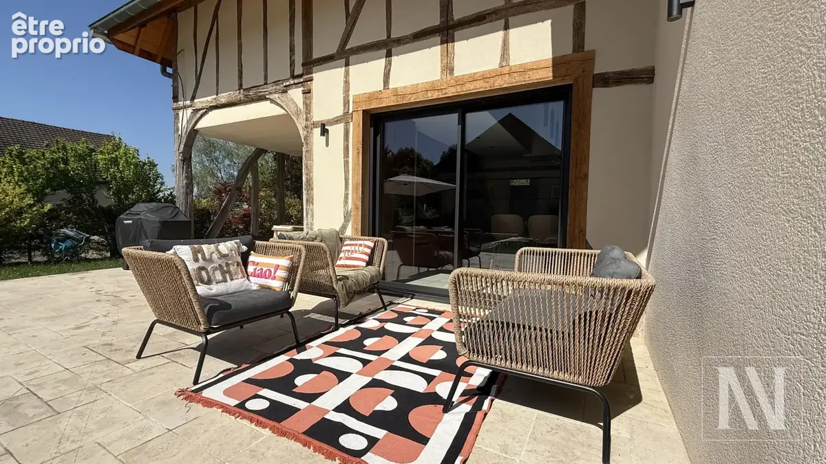 Superbe grange rénovée de 230m2 à Sainte-Savine - photo 25