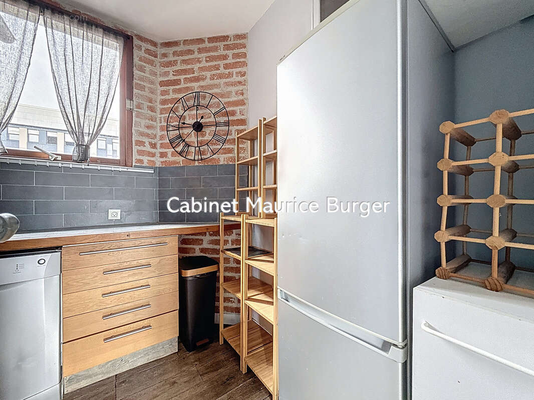 Appartement à COURBEVOIE