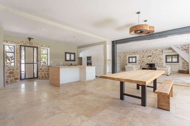 Maison à AIX-EN-PROVENCE