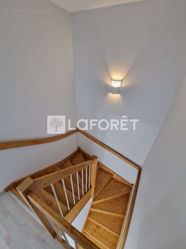 Maison à LE MONASTERE