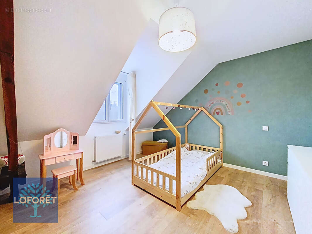 Maison à SAINT-CHRISTOPHE-DES-BOIS