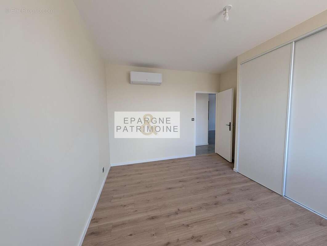n°2 - Appartement à LE PEAGE-DE-ROUSSILLON