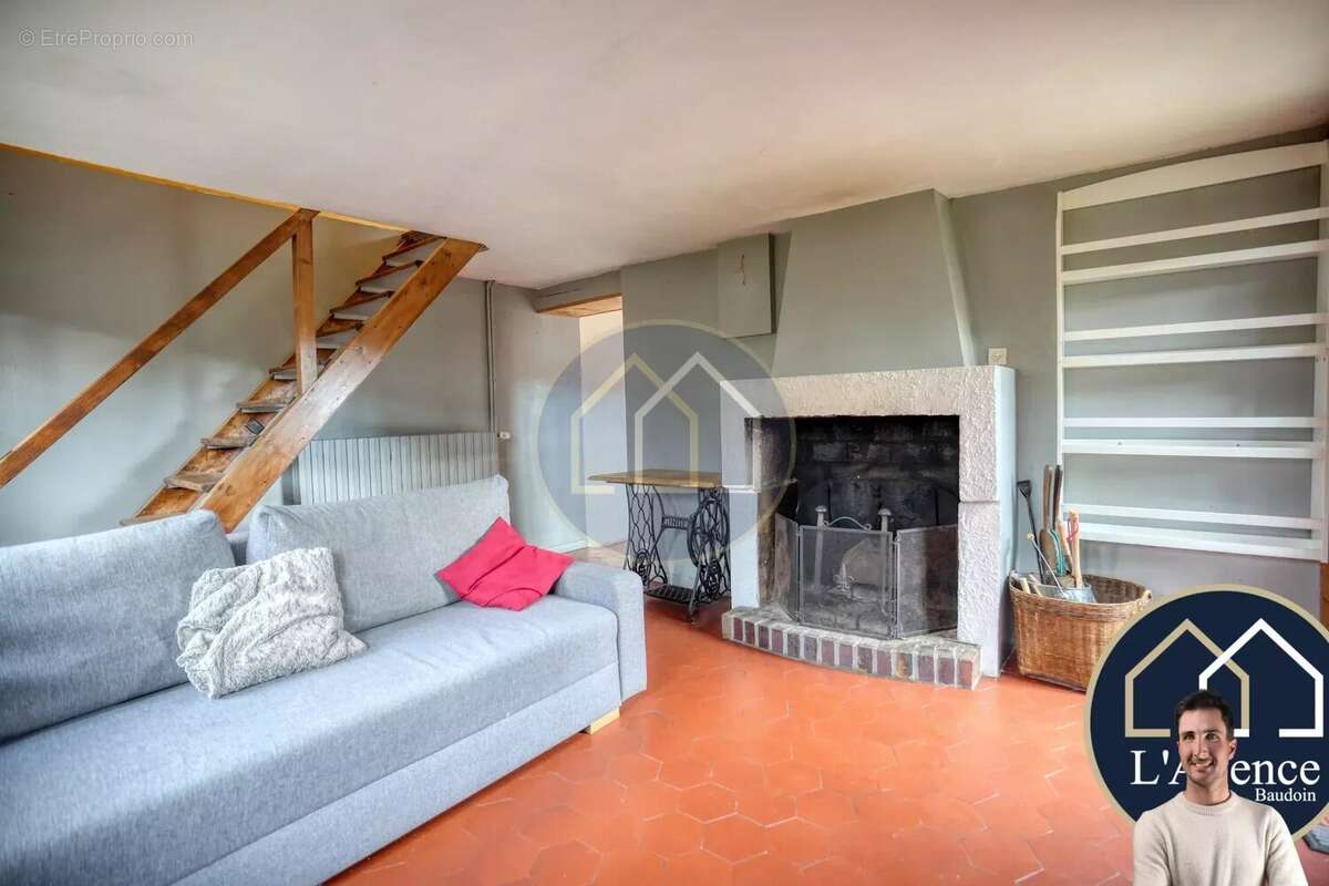 Maison à YERMENONVILLE