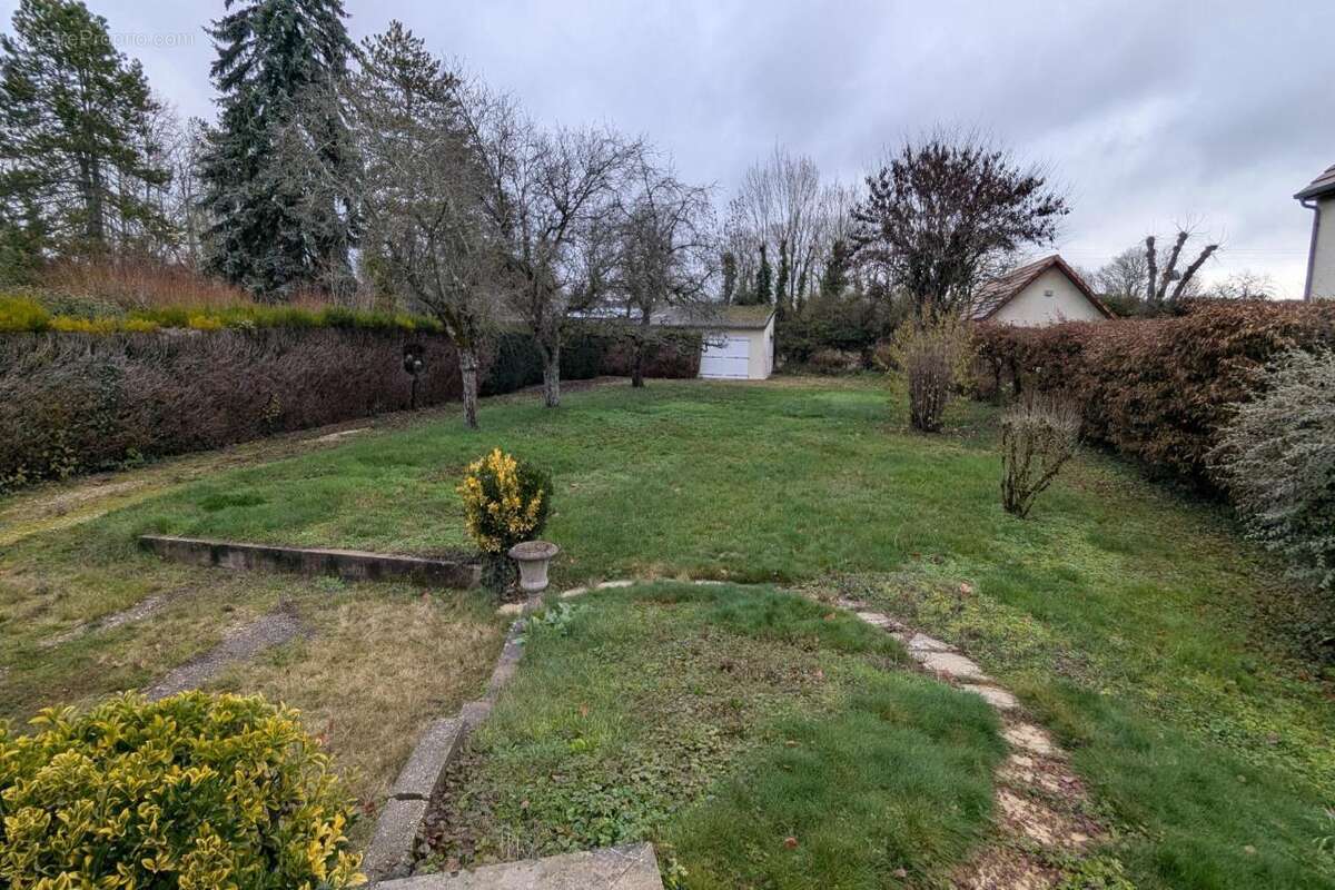 Maison à MESSIGNY-ET-VANTOUX