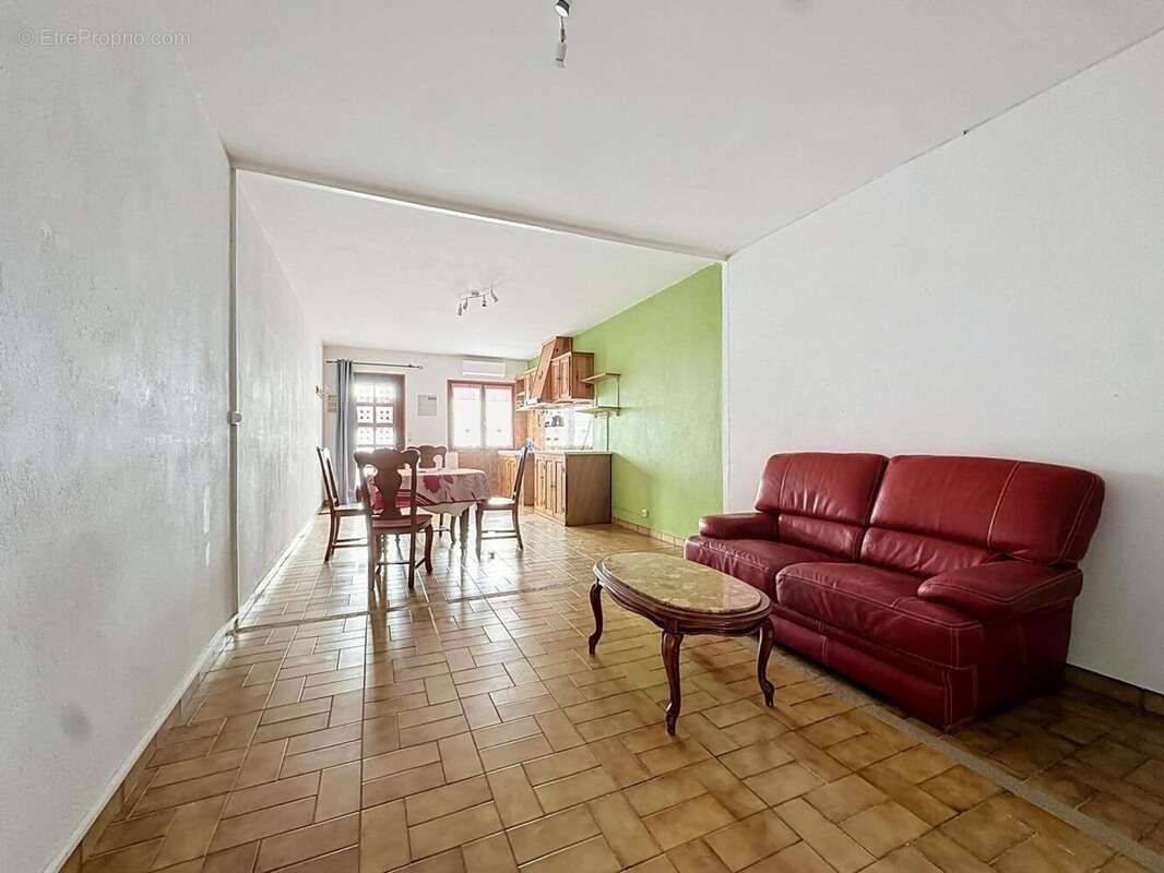 Maison 149 m² à Graissessac  - photo 2