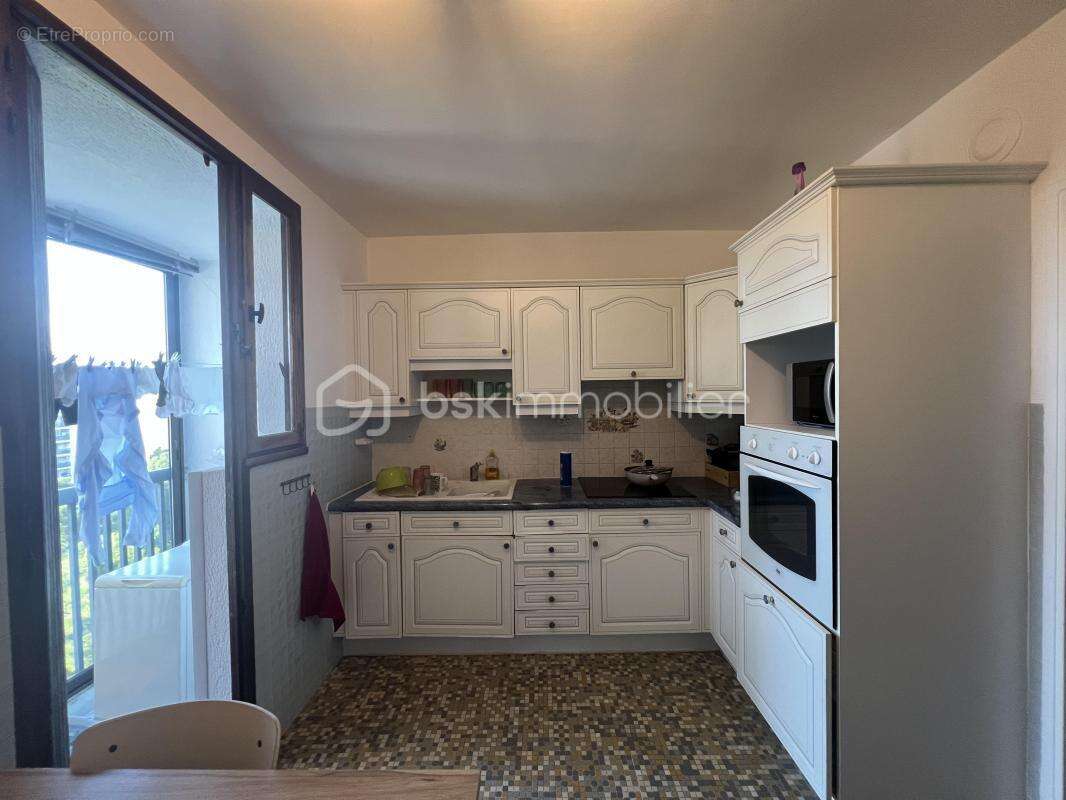 Appartement T4 – Résidence Font Sarade, Martigues - photo 3