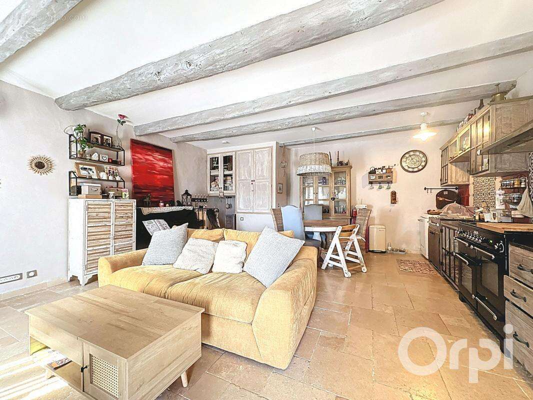 Maison à VILLENEUVE-LOUBET