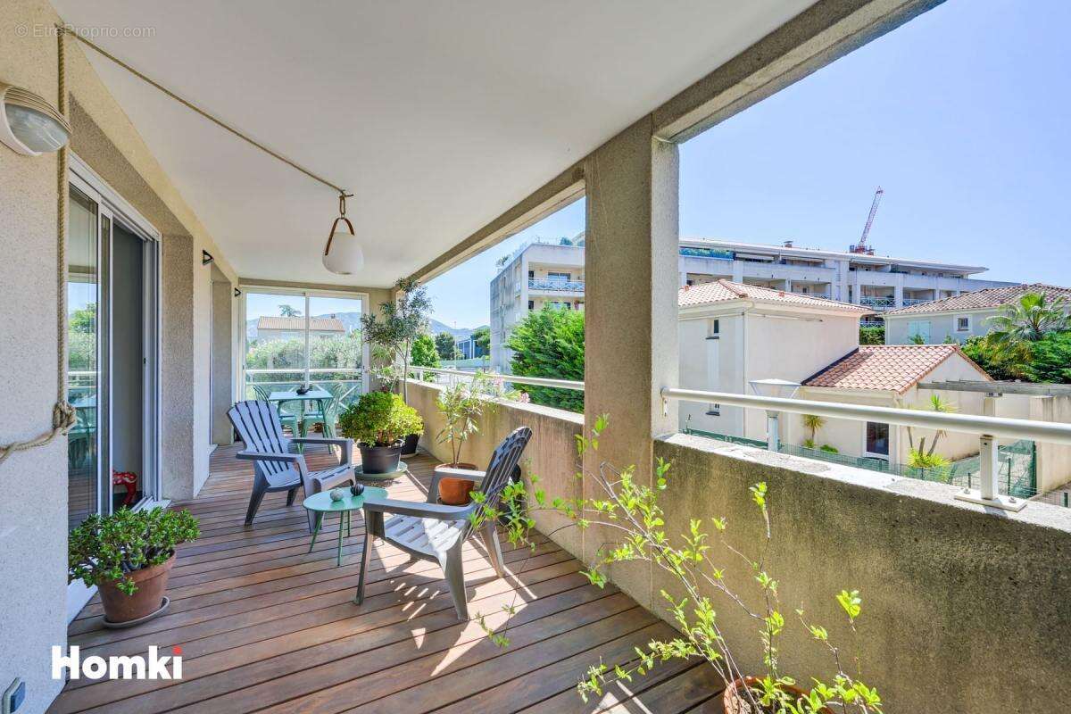 Appartement à MARSEILLE-9E
