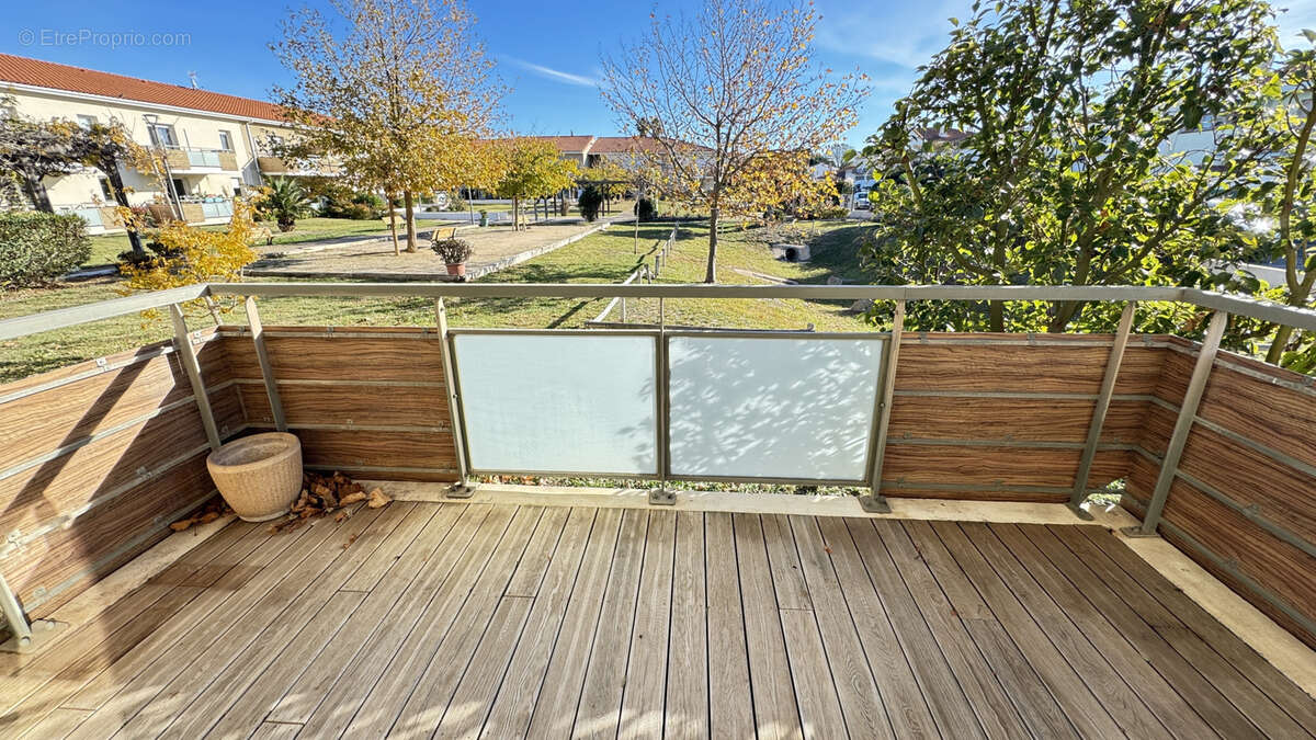 Appartement à SAINT-LAURENT-DE-LA-SALANQUE