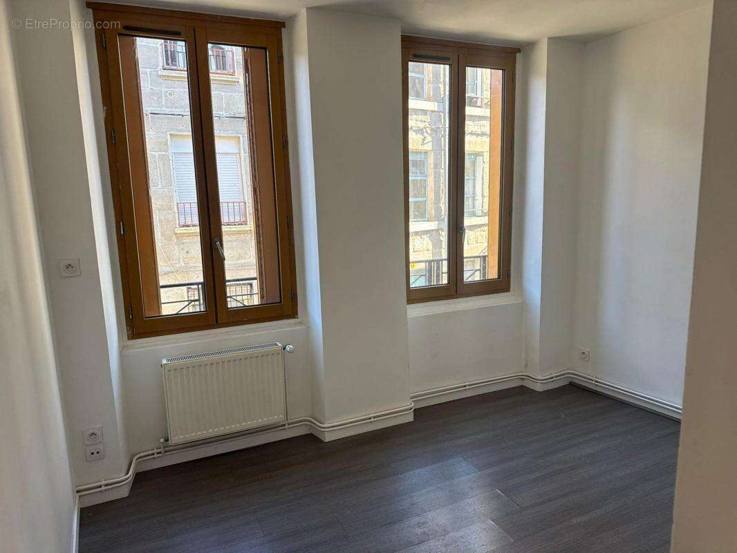 Appartement à SAINT-ETIENNE
