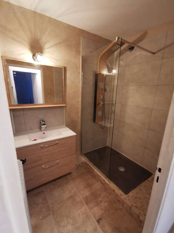 Appartement à LA VALETTE-DU-VAR