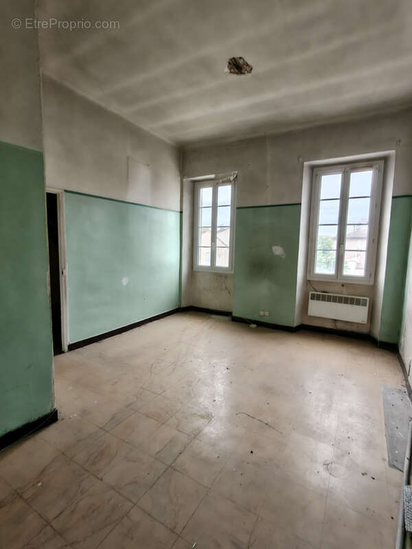 Les Crottes : Immeuble  6 logements - photo 3
