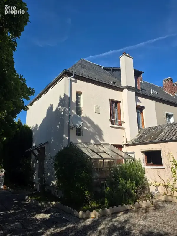 Maison à CREVECOEUR-LE-GRAND