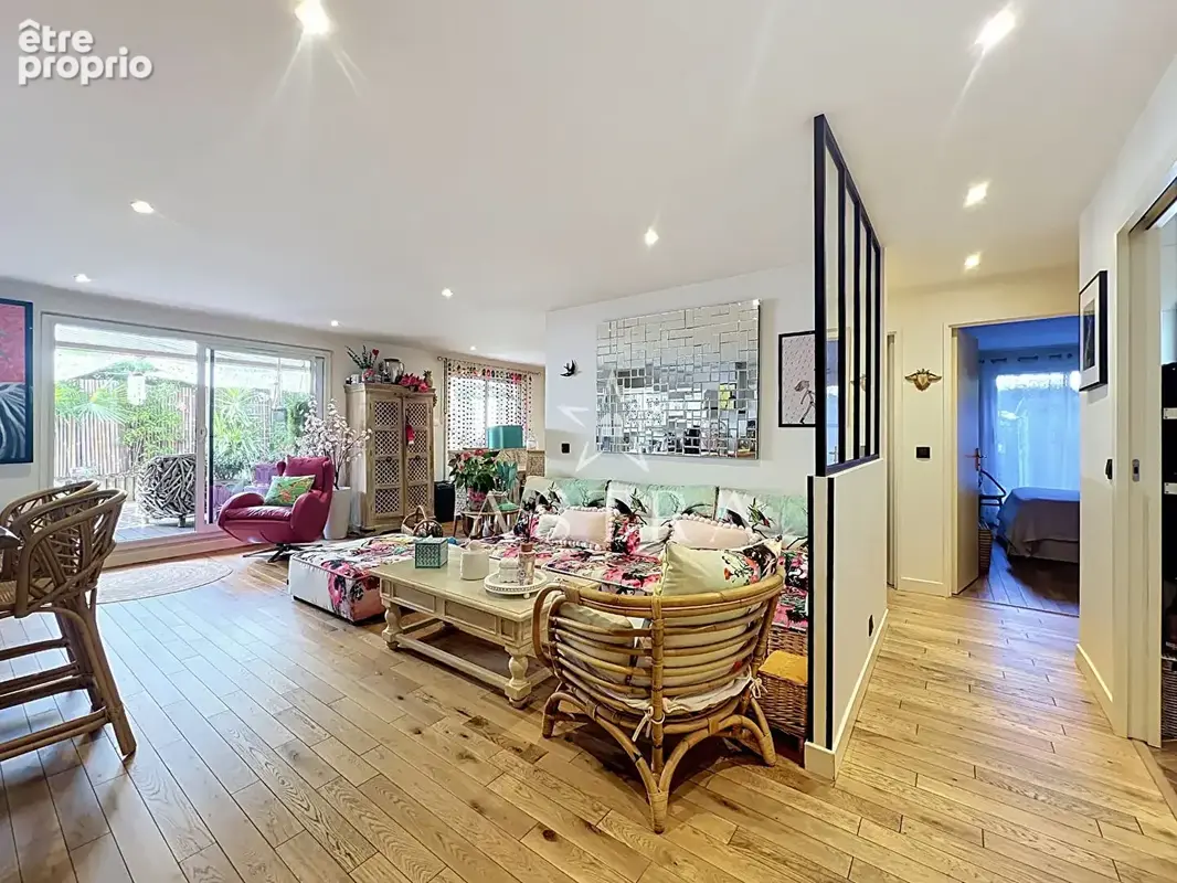 Verrieres-le-buisson - l'esprit d'une maison en appartement : 84 m² + jardin privatif de 150 m² - photo 4