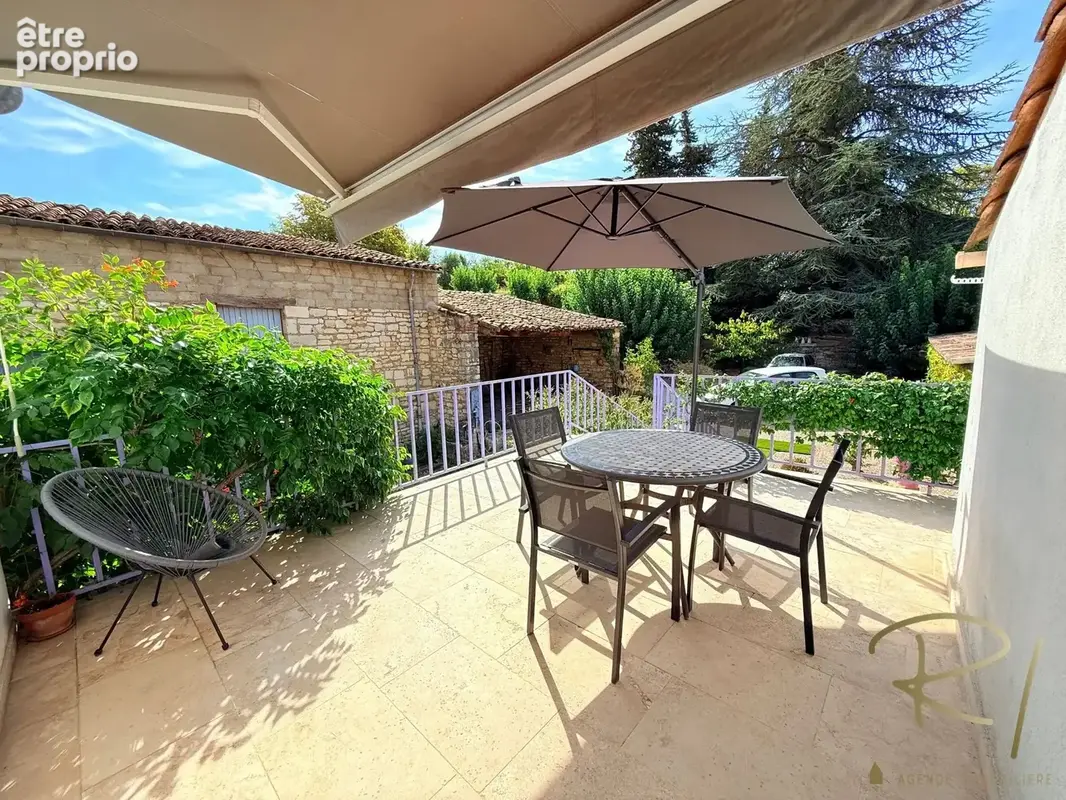 Ensemble immobilier au coeur du village de Barjac - photo 8